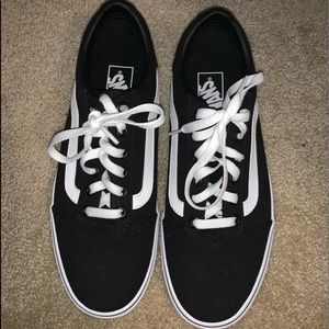 Black lace up vans